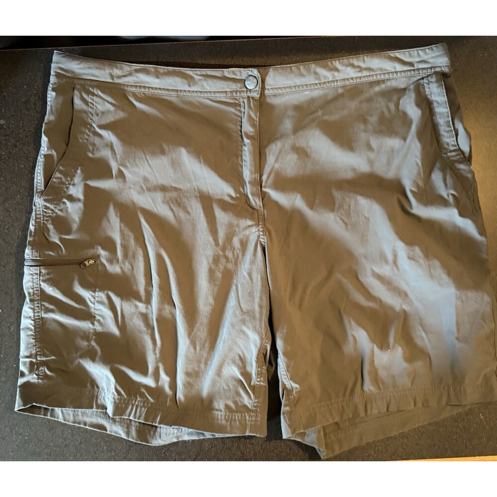 L.L. Bean Women’s Trail Shorts Size 20 Gray Gorpcore Hiking Camping Zip Pockets